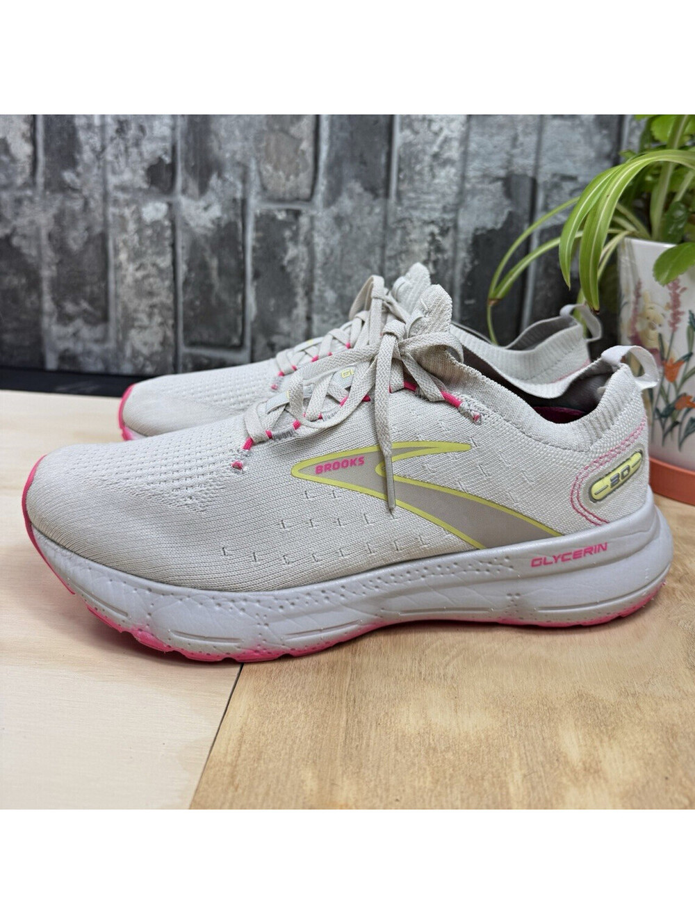 Brooks Glycerin 20 Women's Running Shoes Breathable Mesh Gray/Pink US 9.5B